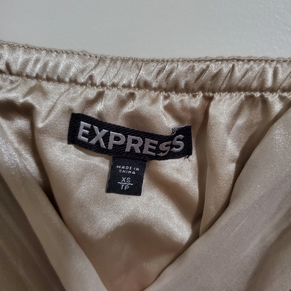 ❤🦋 Hi-Lo Flutter Hem Dress 🦋❤ - Picture 6 of 8